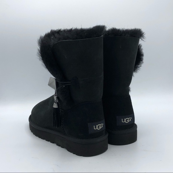 NEW UGG Lilou Genuine Shearling Lined Short Boot - Picture 6 of 8